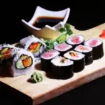 Imágenes tentadoras de sushi vegano que te harán agua la boca