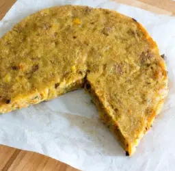 Deliciosa tortilla vegana sin huevo. ¡Una receta sabrosa y fácil de preparar!